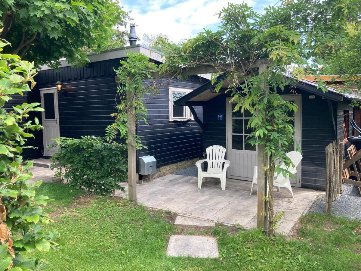 Chalet Wild Forest, Knus Chalet Op De Veluwe Met Gratis Parkeren Putten Luaran gambar